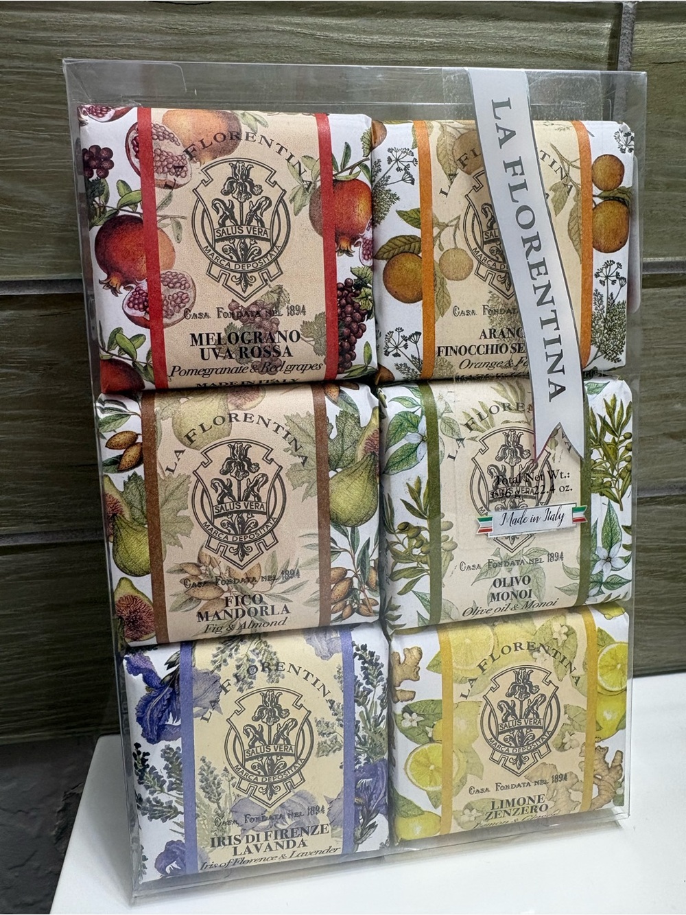 La Florentina Assorted Italian Artisan Soaps 6 pack - Fruit & Floral Scents NIB